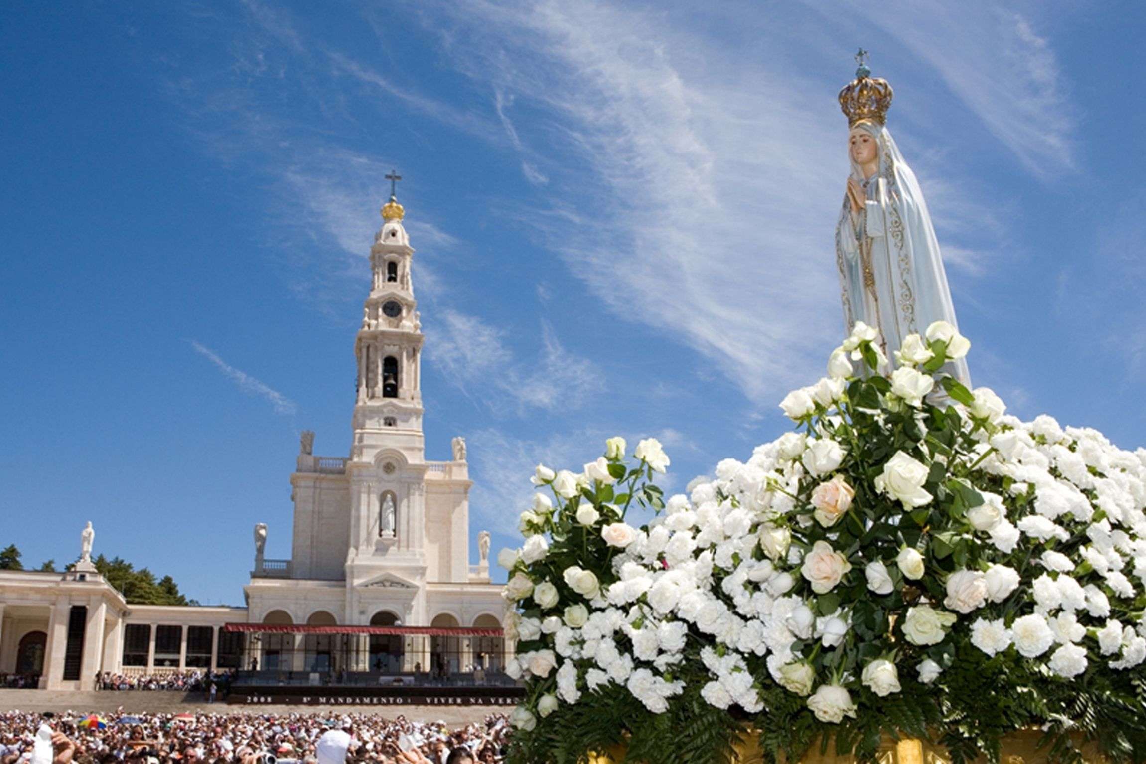 The Story of Fátima A Message of Hope in a World at War